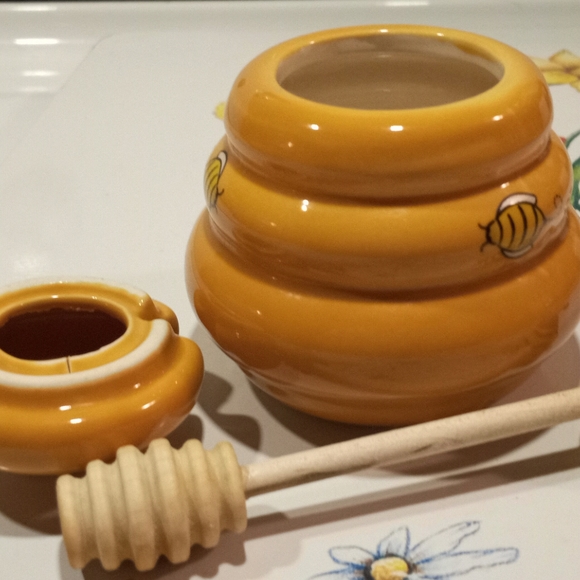 Little bumble bee honey pot🐝🐝🐝 - Picture 5 of 8